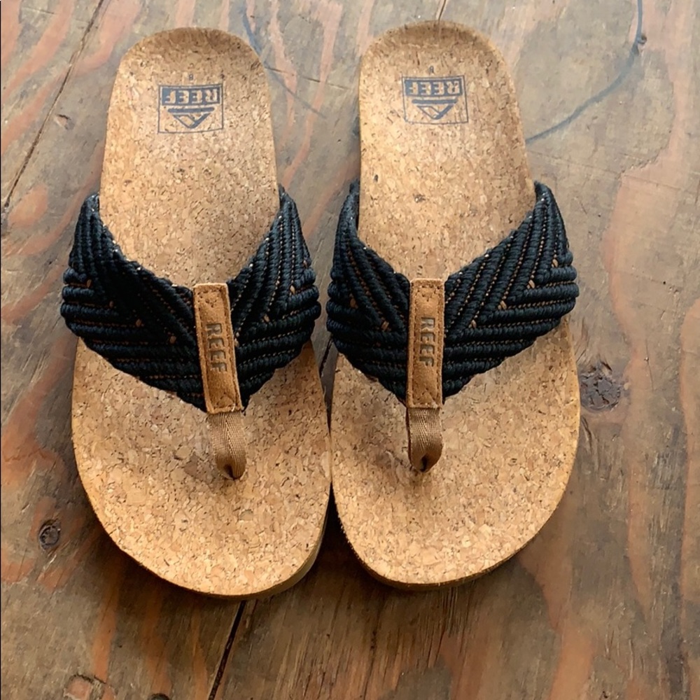 Reef size 8 sandals